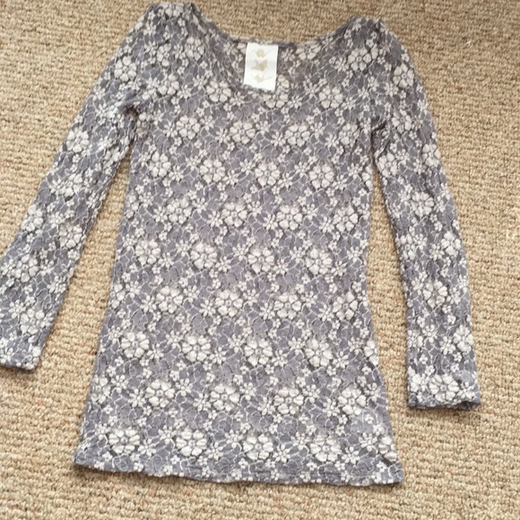 Anthropologie Tops - 🌼Removing 3/31 Anthropologie Paper Crane Top
